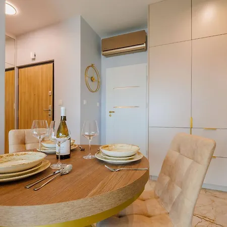 Olszynki Park 2- High-end Luxury With View, Centre, Ac By Staynest Daire