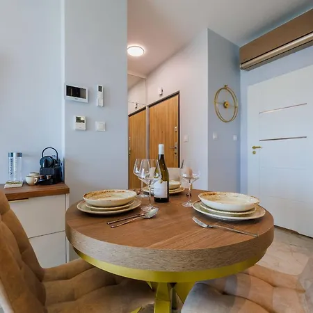 Olszynki Park 2- High-end Luxury With View, Centre, Ac By Staynest Daire *