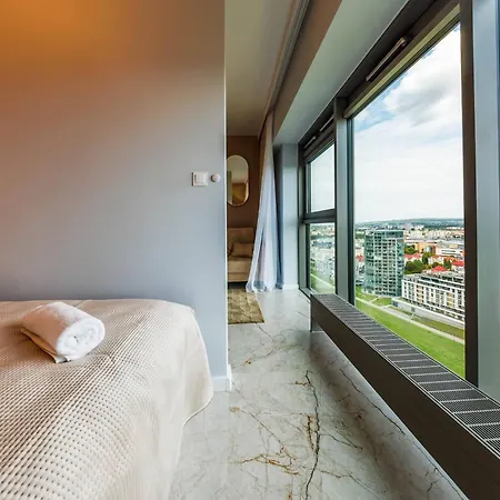 Daire Olszynki Park 2- High-end Luxury With View, Centre, Ac By Staynest *