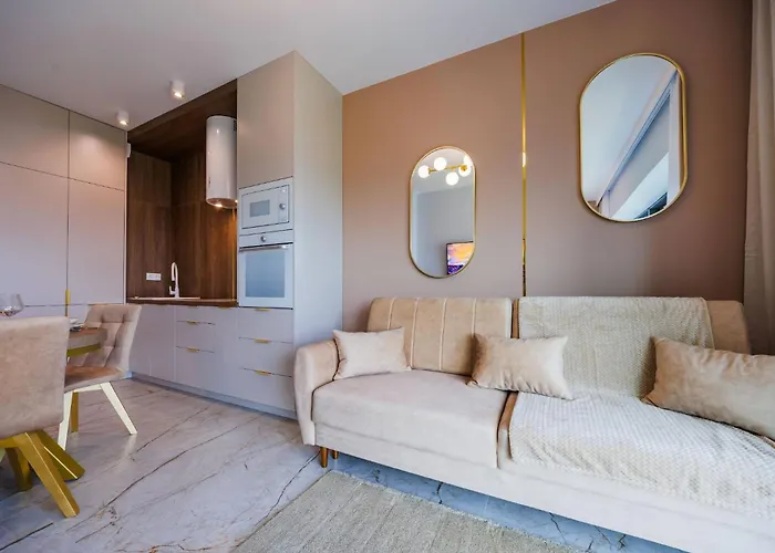 Olszynki Park 2- High-end Luxury With View, Centre By Staynest