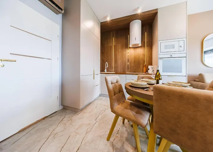 Olszynki Park 2- High-end Luxury With View, Centre By Staynest Apartment *